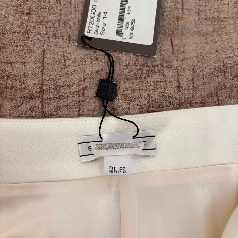 NWT St John Sport White Golf Skort - Sz 14